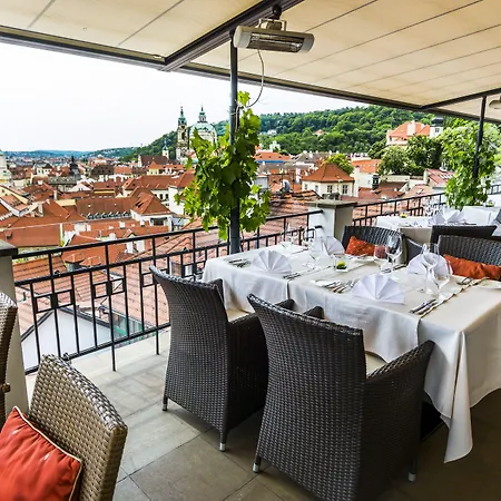 Hotel Golden Well 5*