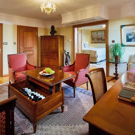Golden Well 5* Praga