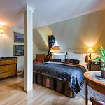 Hotell Golden Well
