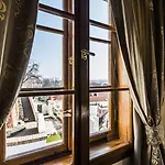 Hotell Golden Well
