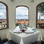 Golden Well Hotell 5*