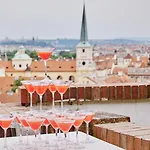 Hotell Golden Well Prag