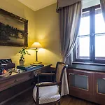 Golden Well Hotell 5*