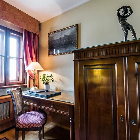 Golden Well Hotell 5*
