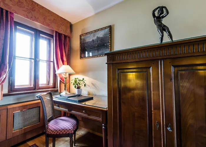Golden Well Hotel 5*