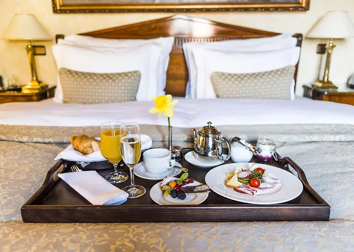 Golden Well Hotel 5*