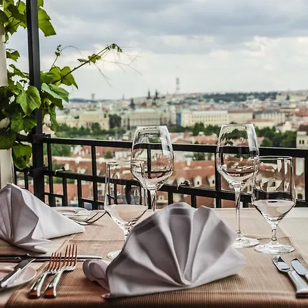 Golden Well Hotell Prag